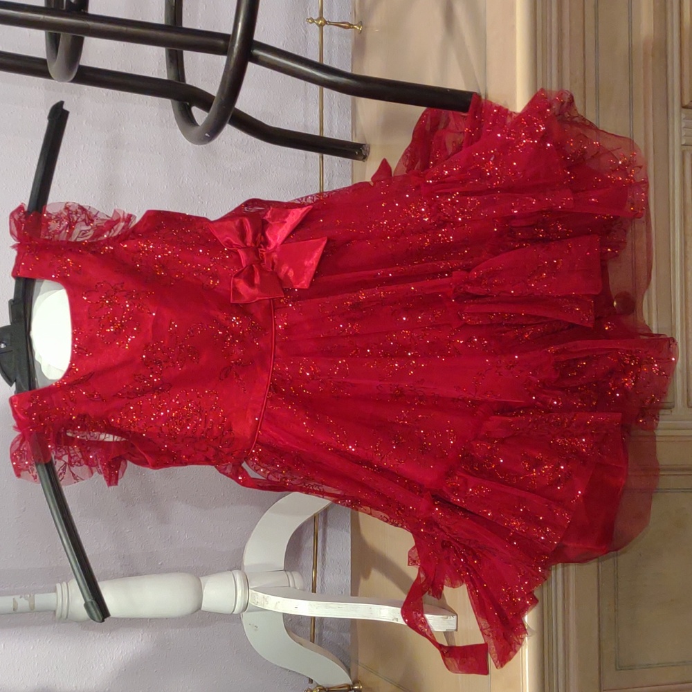 Size 5 Red Girls Jona Michelle Christmas Dress